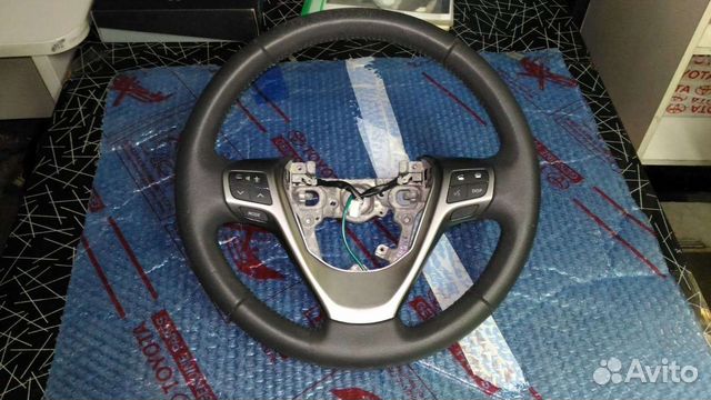 Руль Toyota Avensisv270/ Verso R20
