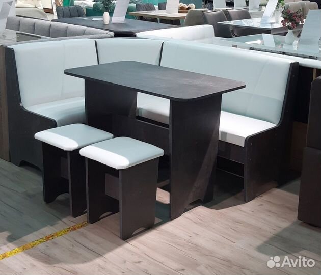 Кухонный уголок Техас в наличии новый комплект