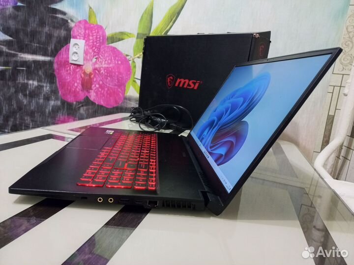 Игровой MSI 17.3 rtx3050