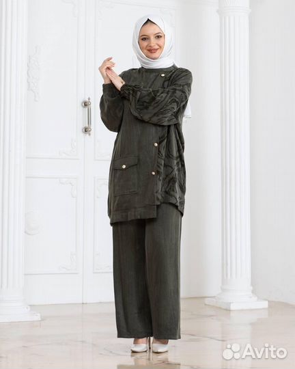 Брючный костюм женский 38 44