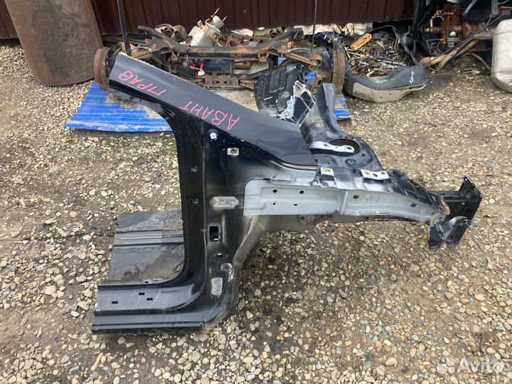 Передняя правая четверть Хендай Элантра 5 MD,Авант