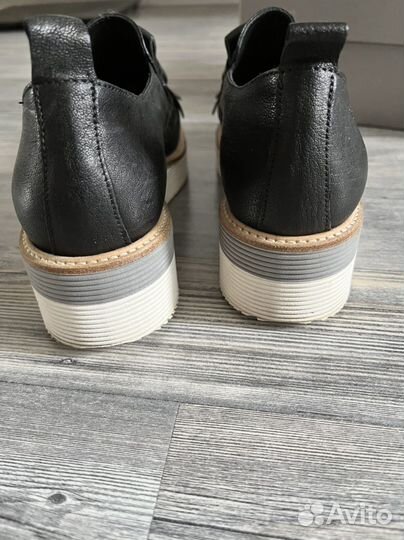 Туфли женские