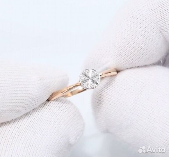 Кольцо золото 585 с бриллиантами 16 новое