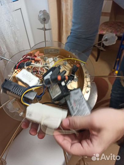 Люстра потолочная