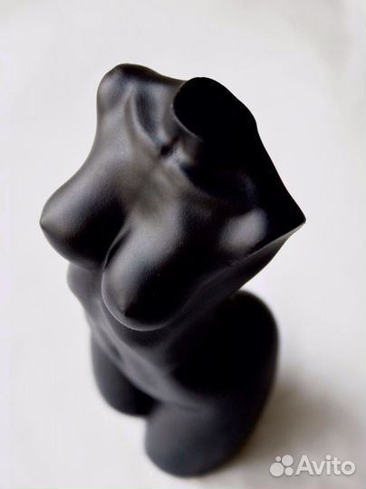 Статуэтка Ню для интерьера женское тело