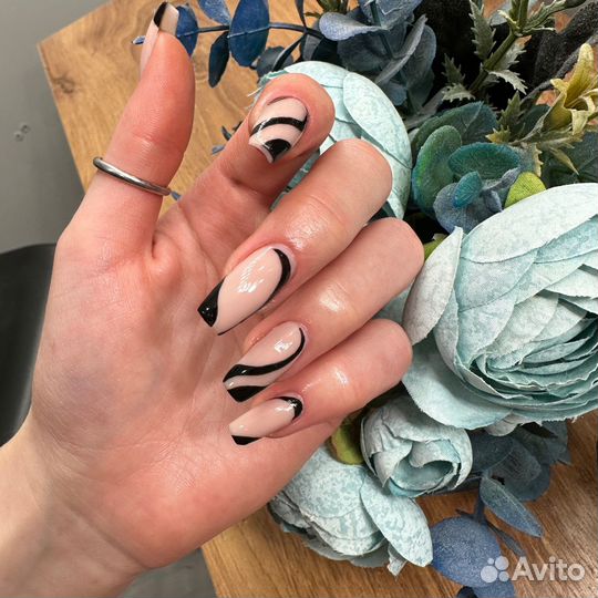 Наращивание ногтей