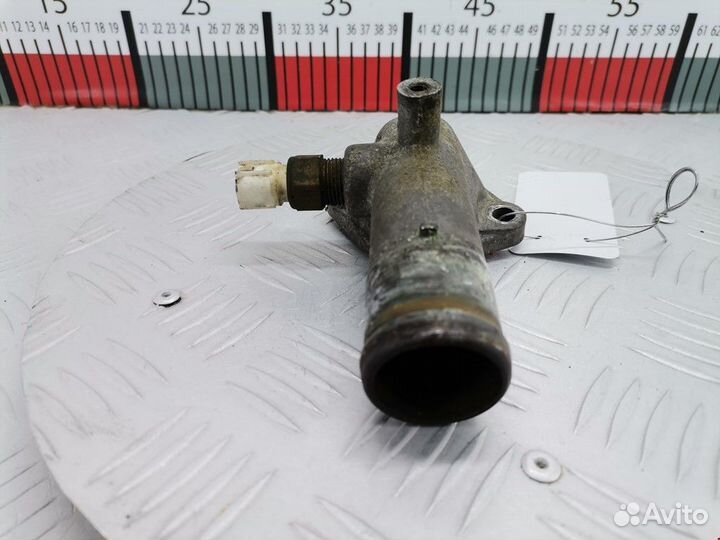 Корпус термостата Mitsubishi Sigma 4 1993 MD160133