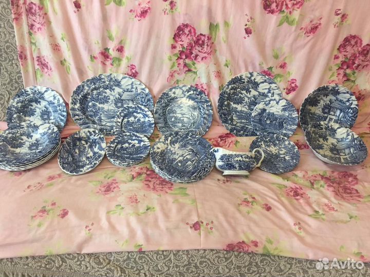 Антикварный англиский набор пасуды 30 предметов