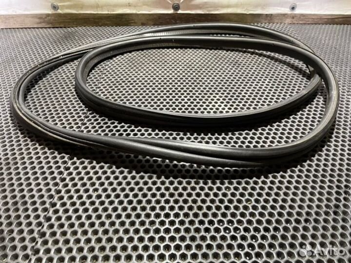 Уплотнитель багажника Bmw 3 E92 N53B30A 2009