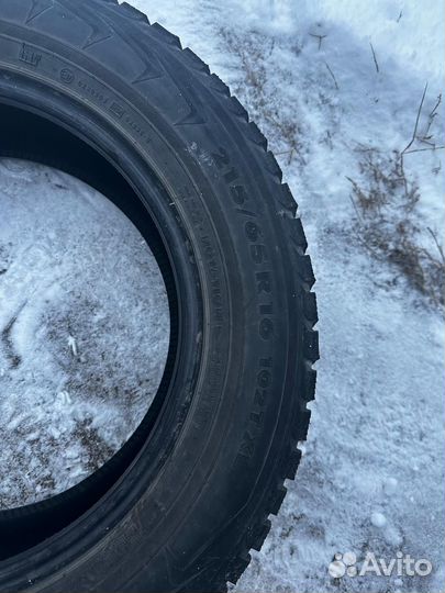 Nokian Tyres Hakkapeliitta 5 215/65 R16