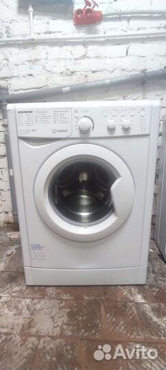 Стиральная машина indesit 6кг