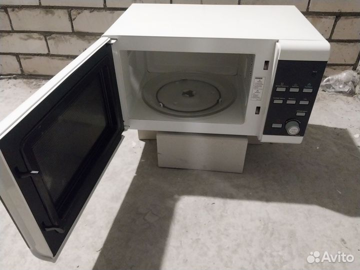 Микроволновая печь Samsung. Отл. Сост