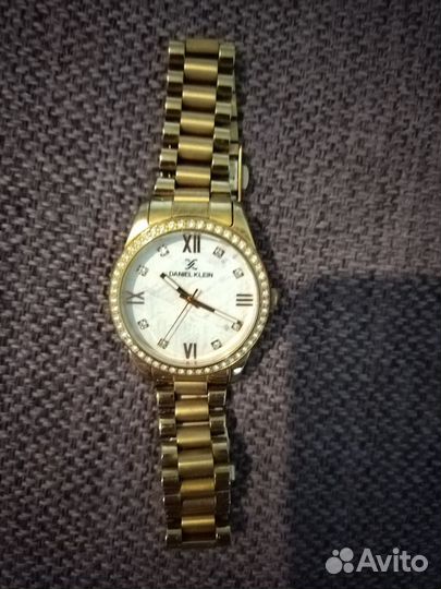 Часы наручные женские