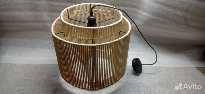 Потолочный светильник