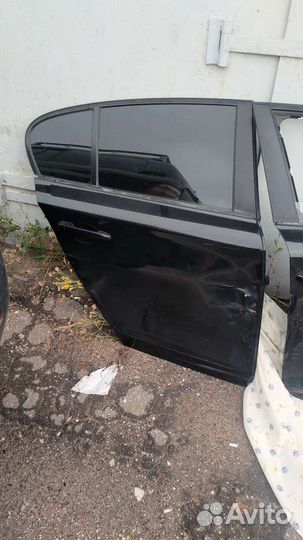 Двери правые BMW e87
