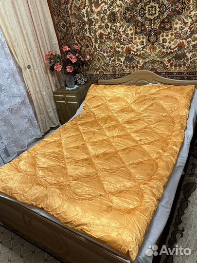 Одеяло пуховое новое