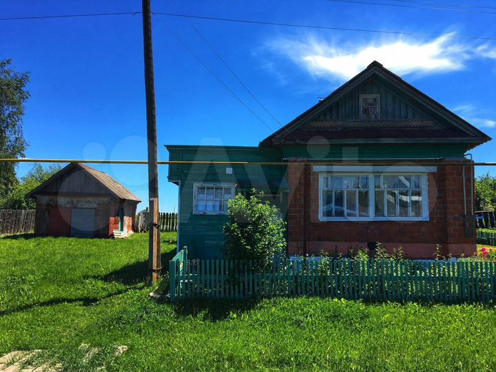 Дом 3210 м² на участке 32,1 сот.