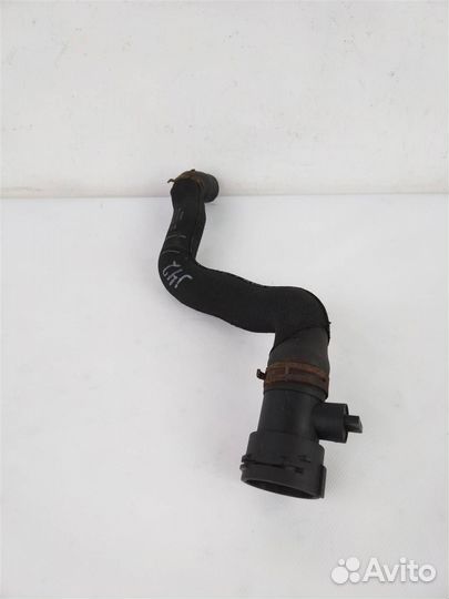 Патрубок радиатора ауди Q5