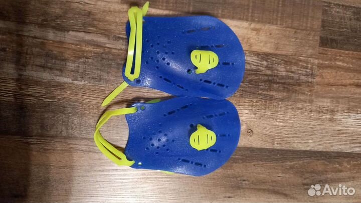 Мяч надувной, игрушка-дельфин, меч, гребки