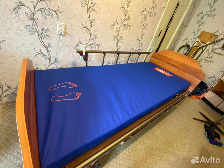 Медицинская кровать электрическая