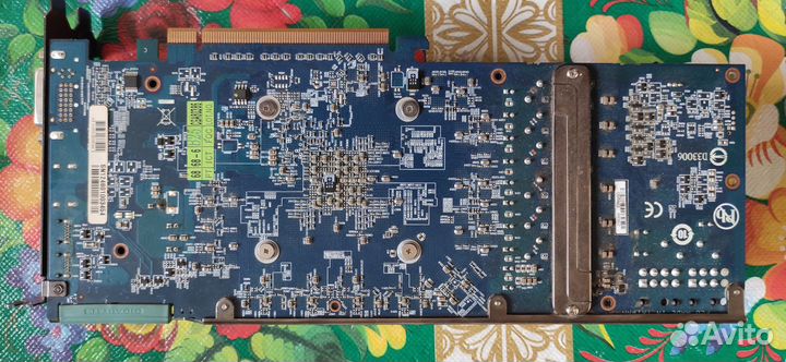 Gigabyte HD 7970 (GV-R797TO-3GD)