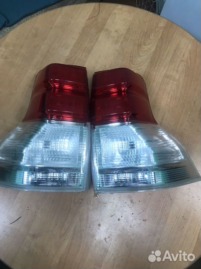 Задний фанарь (левый) Toyota Prado 150
