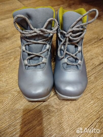 Лыжные ботинки детские 32