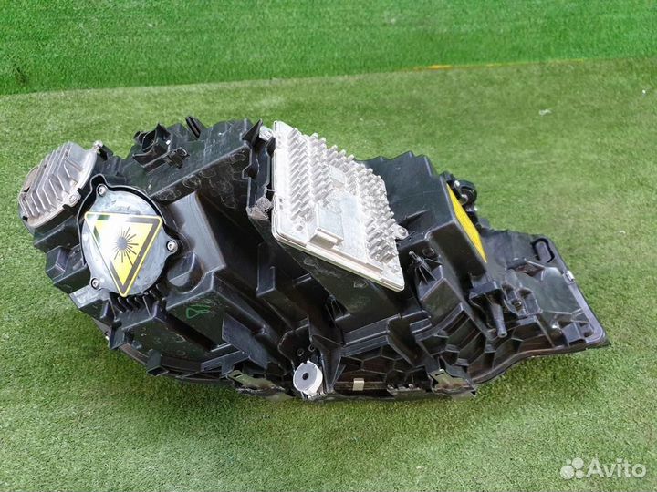 Фара левая BMW 3-Series