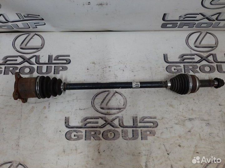 Вал приводной зад. Lexus NX300h