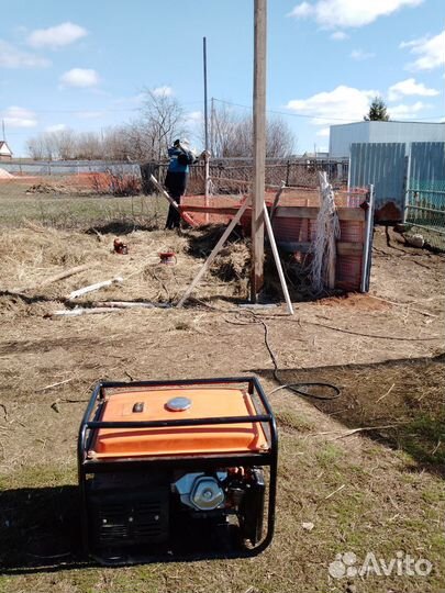 Бензиновый генератор