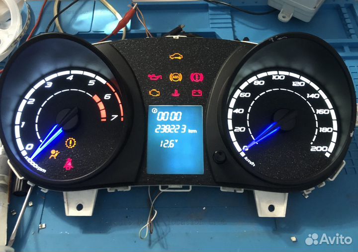 LADA Granta Панель приборов