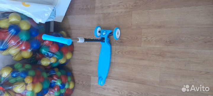 Самокат детский трехколесный