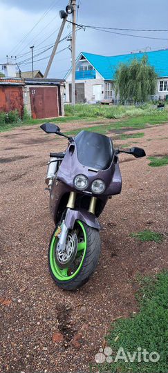 Kawasaki zxr400
