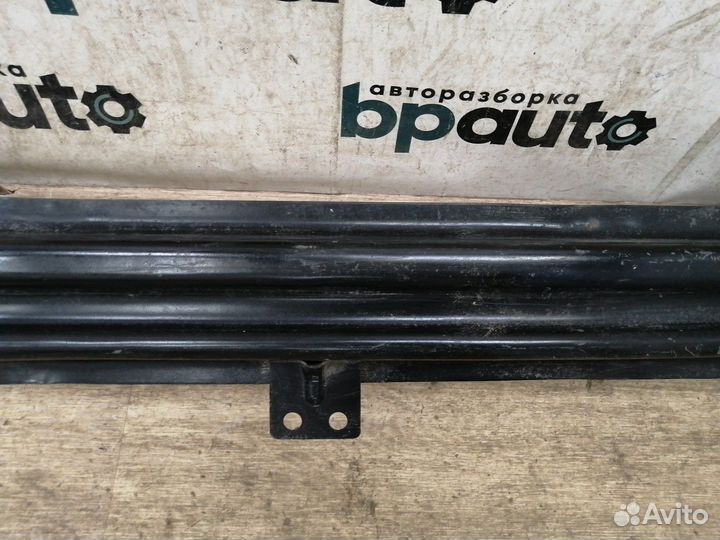 Усилитель переднего бампера 5N0 807 109 F