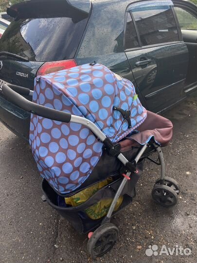 Прогулочная коляска