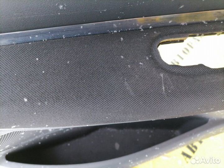 Обшивка двери передней правой Peugeot 3008