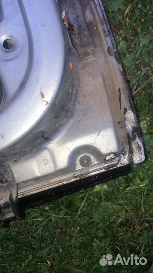 Дверь Volkswagen Passat