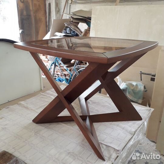 Журнальный стол