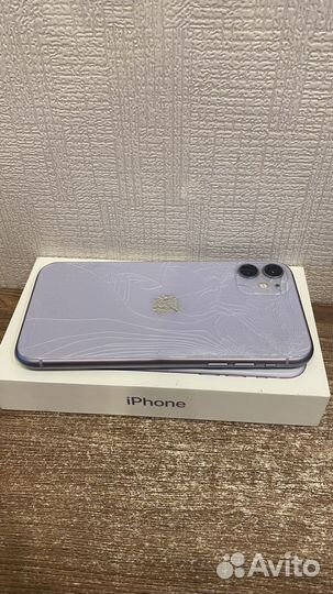 iPhone 11, 64 ГБ