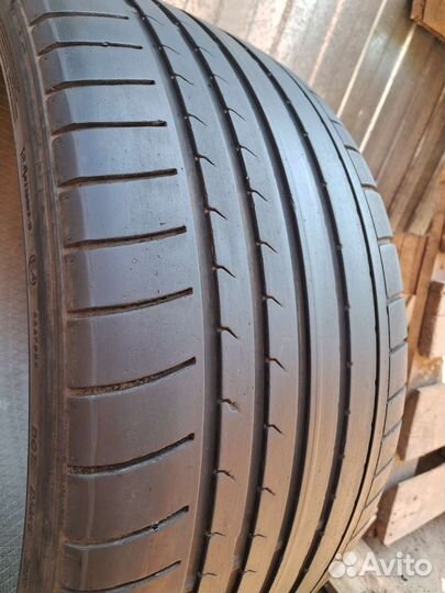 Dunlop SP Sport Maxx GT 275/30 R20