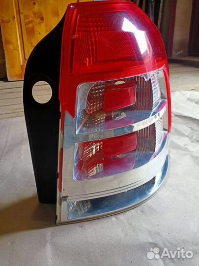 Задняя фара opel zafira B