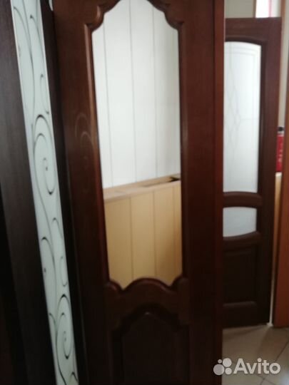 Межкомнатные двери новые, с дефектом