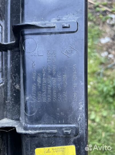 Задний правый фонарт Renault duster