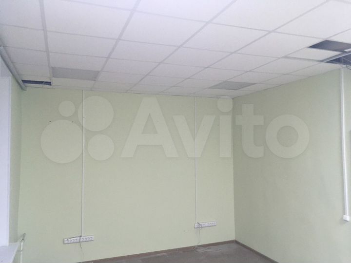 Площадь свободного назначения, 18м²