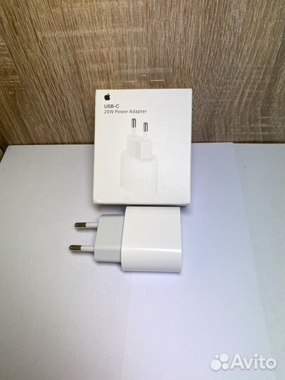 Блок питания на iPhone