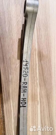 Рычаг натяжителя цепи грм Honda 14520-RAH-H01