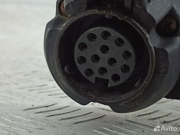 Фаркоп для Volkswagen Sharan 1