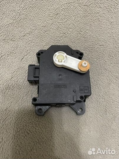 Моторчик заслонки отопителя Honda 79350-SNK-A41