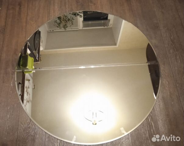 Зеркало бронзовое, полукруг с фацетом