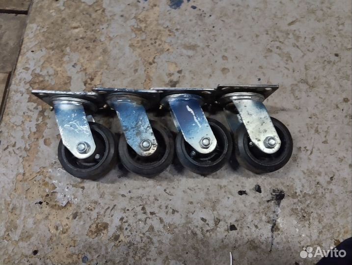 Колеса поворотные